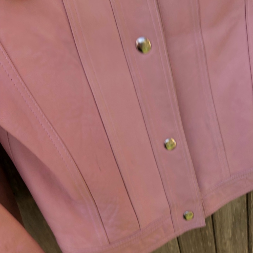 Baby pink leather jacket - Picture 3 of 13